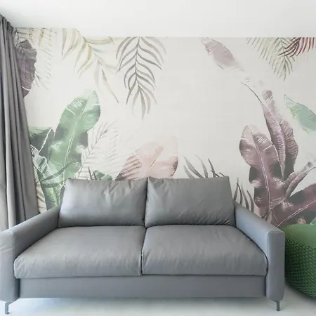 The Summer Apartment